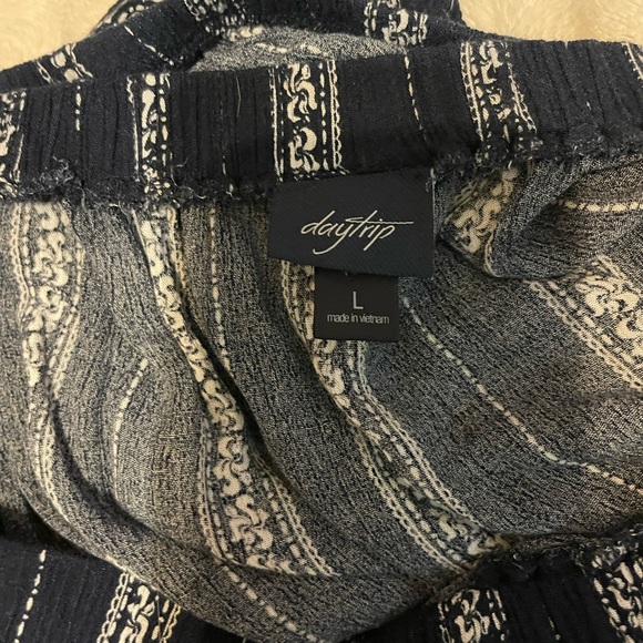 Crop top - Picture 3 of 3